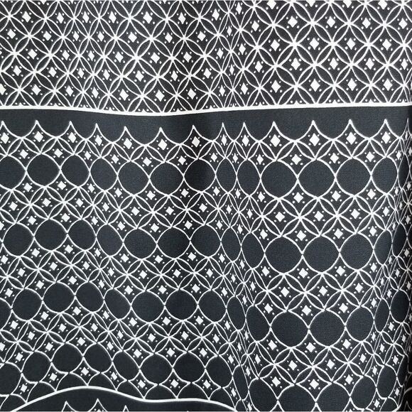 EXPRESS Capped Sleeve with Lace Accent. Size S. - Picture 4 of 8